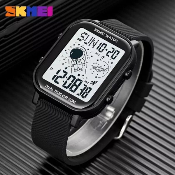 SKMEI 1971 Fashion Astronaut Creative Design Electronic Square Silicone Strap Digital Watch For Men - Black - Image 2