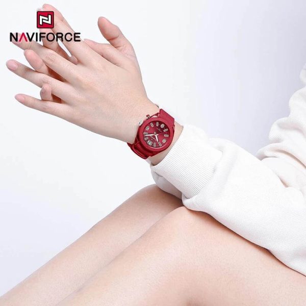 NaviForce NF7103 Fashion Casual Silicon Strap Luminious Watch For Women - Red - Image 2