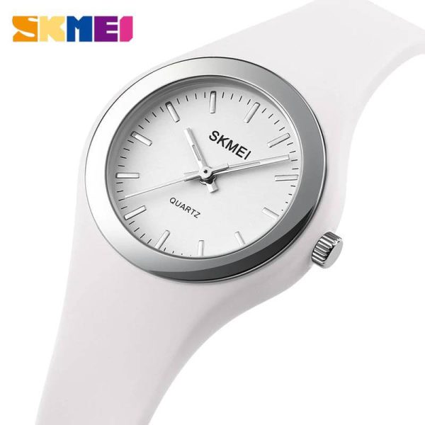 SKMEI 1722 Simple Design  Luxury Analog Silicone Strap Wrist Watch For Women - White