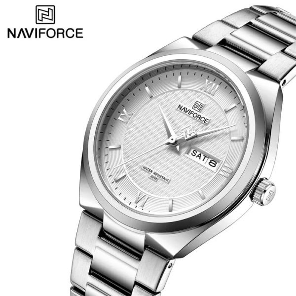 NaviForce NF8030 Men's Simple Elegant Stainless Steel Business Day Date Display Watch - Silver