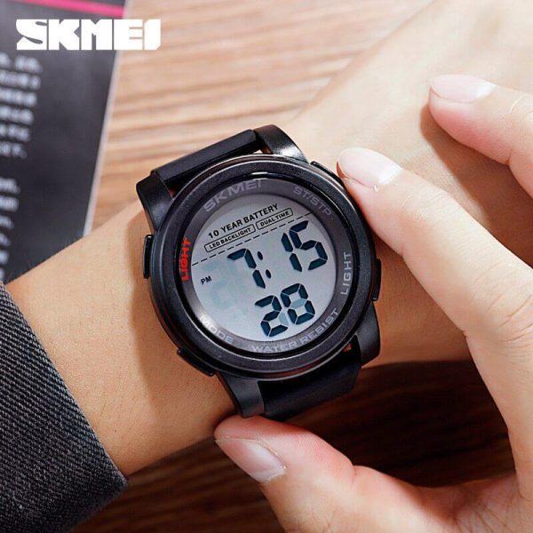 SKMEI 1564 Men's Digital Sport Fashion Backlight Alarm Waterproof Silicone Strap Wrist Watch - Image 3