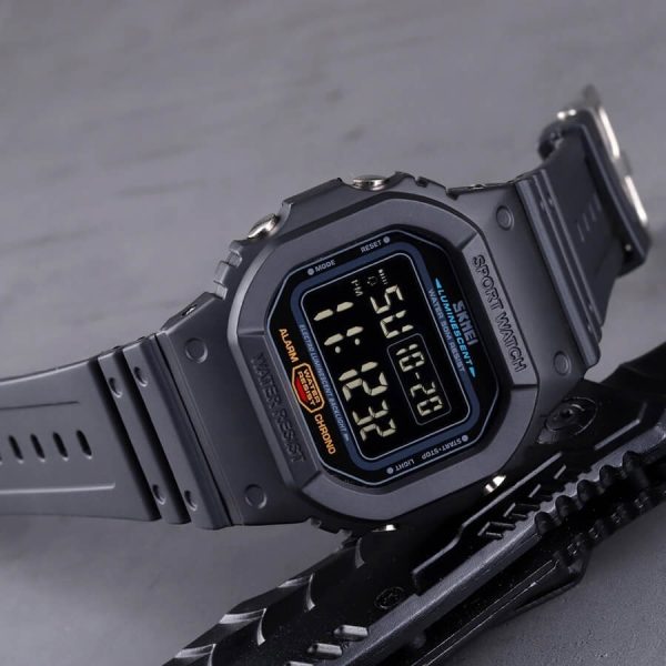 SKMEI 1554 Men's Digital Waterproof LED Light Date Alarm Countdown Wristwatch - Black - Image 3