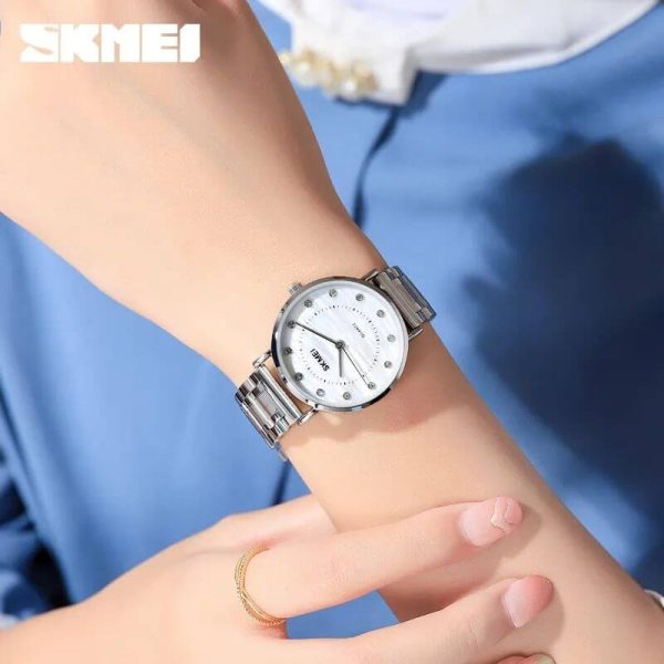 SKMEI 1840 Simple Elegant Rhinestone Round Dial Quartz Stainless Steel Watch For Women-Silver - Image 4