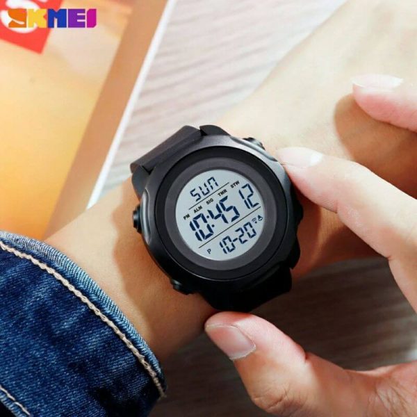 SKMEI 1540 Fashion Men Digital Multifunctional Waterproof Sports Wristwatch - Black - Image 4