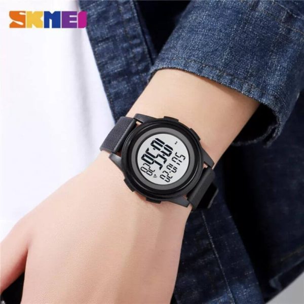 SKMEI 1895 Casual Slim Dial Countdown Sport LED Light Chrono Alarm Digital Wristwatch For Men - Black/White - Image 2