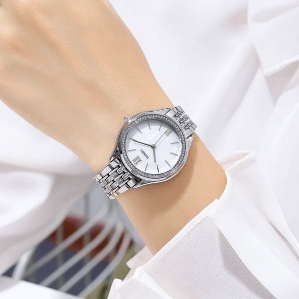 SKMEI 1970 Women's Elegant Fashion Innovative Crystal Diamond Surrounded Stainless Steel Quartz Watch - Silver - Image 4