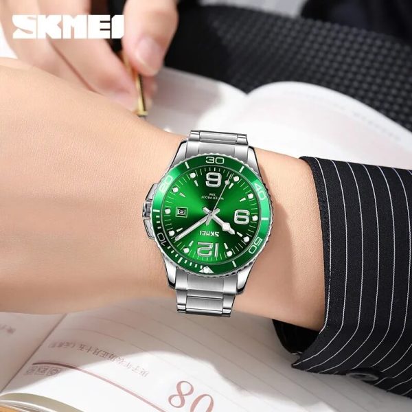 SKMEI 9278 Men's Business Stainless Steel Date Display Quartz Watch - Green/Silver - Image 2