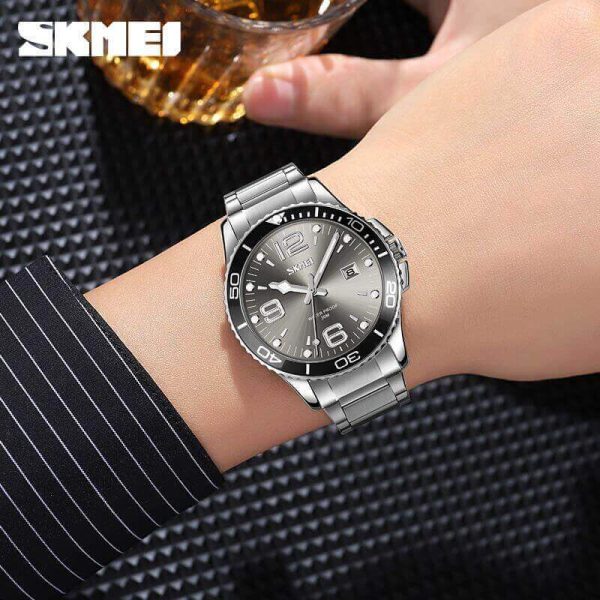 SKMEI 9278 Men's Business Stainless Steel Date Display Quartz Watch - Silver/Grey - Image 3