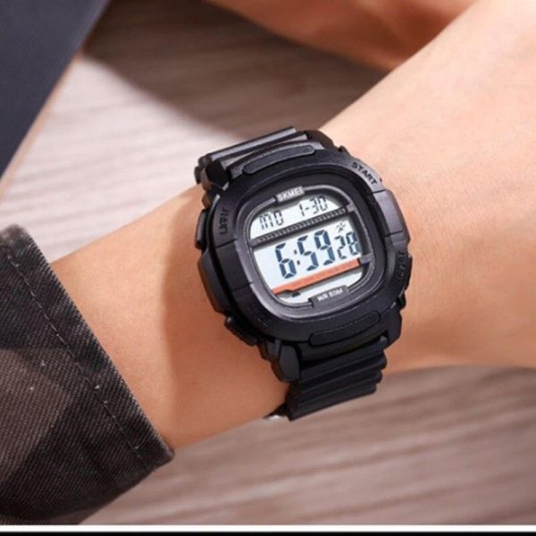 SKMEI 1657 Men's Sports Electronic Digital 50 M Waterproof Luminous Wrist watch - Black/White - Image 2