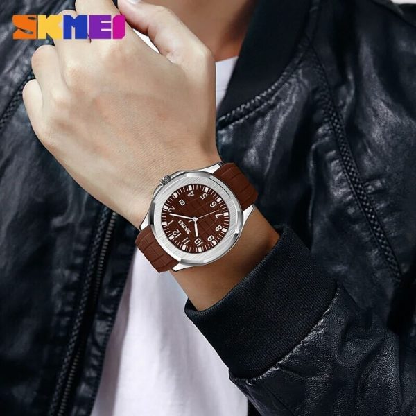 SKMEI 9286 Men's Sports Casual Date Display Quartz Movement Silicone Strap Watch  - Brown - Image 2